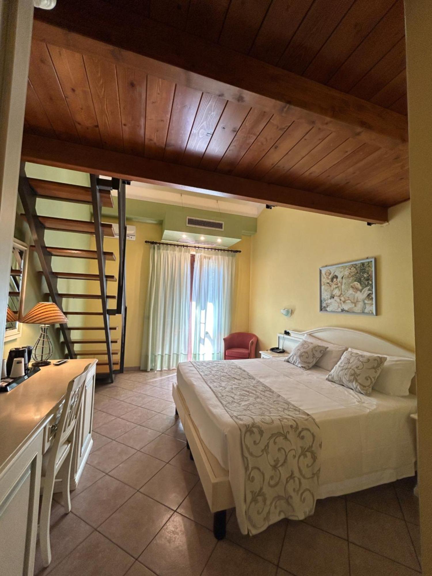 Hotel Duca Della Corgna Castiglione del Lago Ngoại thất bức ảnh